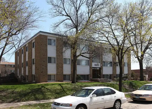 Property at Royal Apartments - 1805 Garfield St NE, Minneapolis, MN, 55418, 1 bed, 1 bath, [object Object]
