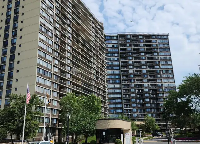 Property at 2 Bay Club Dr Unit 6N, Bayside, NY, 11360, 2 beds, 2 baths, [object Object]