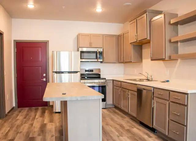 Property at 2460 Golf Rd Unit 2460 210, Eau Claire, WI, 54701, 1 bed, 1 bath, [object Object]