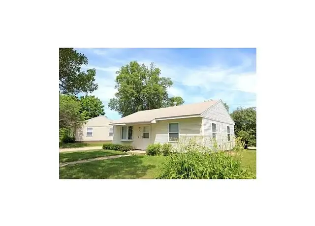 Photo of 2 Craig Ave, Madison, WI 53705