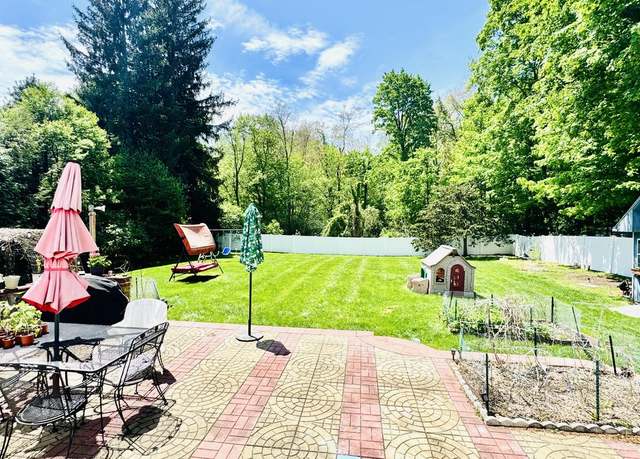 Photo of 7 Oak St, Wayland, MA 01778