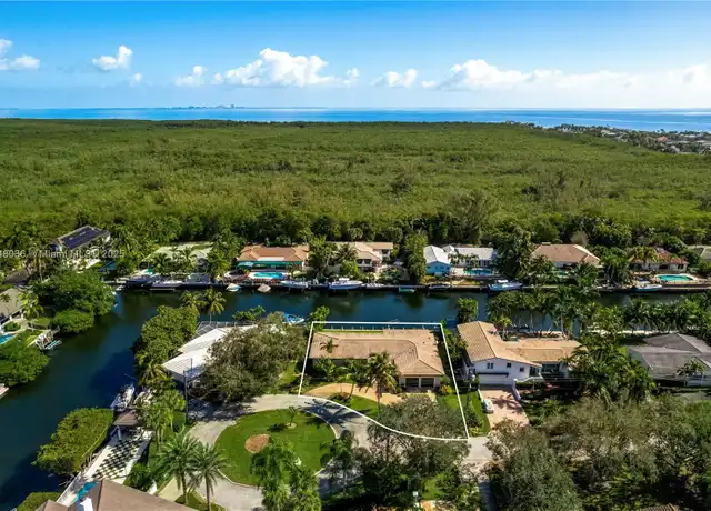 Property at 12511 Ramiro St, Coral Gables, FL, 33156, 4 beds, 3 baths, [object Object]
