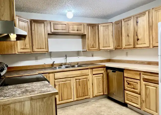 Property at 17922 Hillcrest Dr Unit 2, Eagle River, AK, 99577, 2 beds, 1 bath, [object Object]