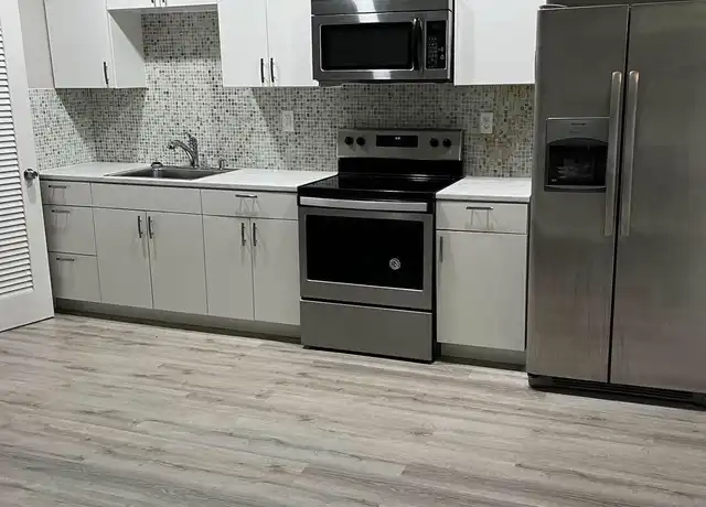 Property at 515 Minnesota St, Lantana, FL, 33462, 1 bed, 1 bath, [object Object]