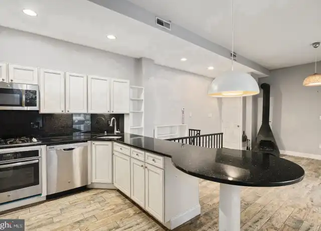 Property at 727 S 2nd St Unit 1 R, Philadelphia, PA, 19147, 1 bed, 1.5 baths, [object Object]
