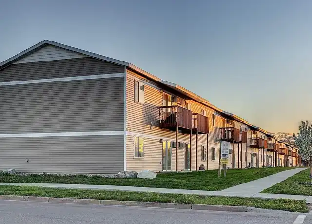 Property at Pineview Apartments - 1321 11th St W, Williston, ND, 58801, 1-2 bed, 1 bath, [object Object]