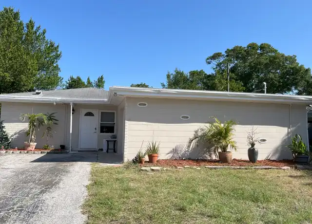 Property at 10471 Kumquat Ln, Seminole, FL, 33772, 3 beds, 2 baths, [object Object]