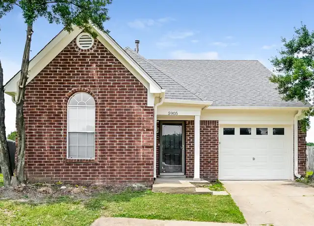 Property at 5905 Kayla Dr, Southaven, MS, 38671, 3 beds, 2 baths, [object Object]