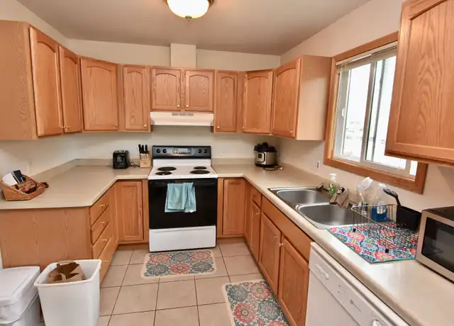 Property at 2014 7th St S Unit 2018, La Crosse, WI, 54601, 2 beds, 1 bath, [object Object]