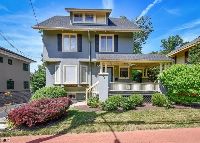 Property at 8 Inwood Pl, Maplewood, NJ, 07040, 4 beds, 1.5 baths, [object Object]