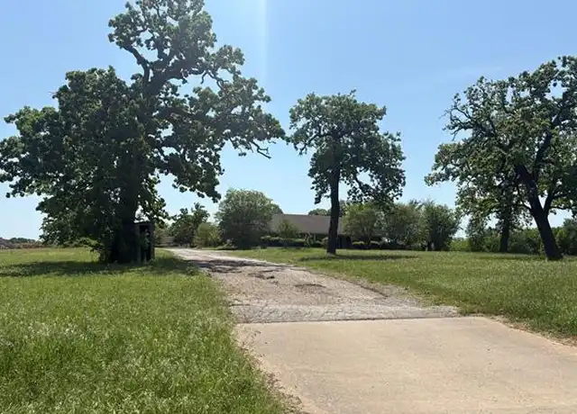 Property at 5770 Rendon Bloodworth Rd, Fort Worth, TX, 76140, 3 beds, 2 baths, [object Object]