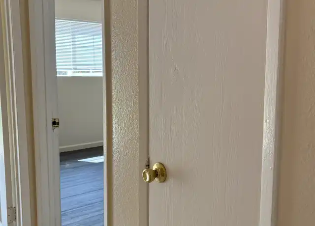 Property at 1123 W Swain Rd Unit 5, Stockton, CA, 95207, 2 beds, 1 bath, [object Object]