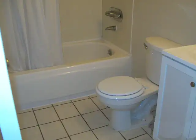 Property at 1123 W Swain Rd Unit 15, Stockton, CA, 95207, 2 beds, 1 bath, [object Object]