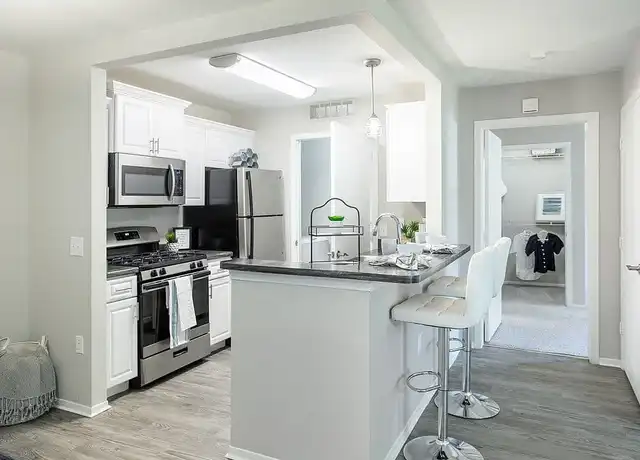 Property at BLVD West - 3113 Forest Rd, Lansing, MI, 48910, 2-3 beds, 2 baths, [object Object]