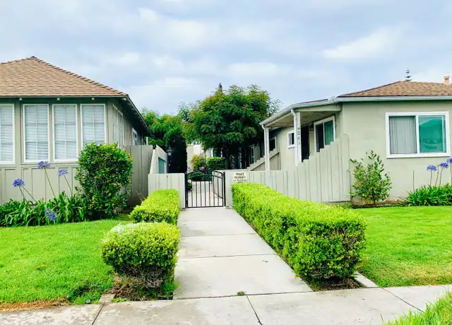 Property at 4857 Niagara Ave, San Diego, CA, 92107, 1 bed, 1 bath, [object Object]
