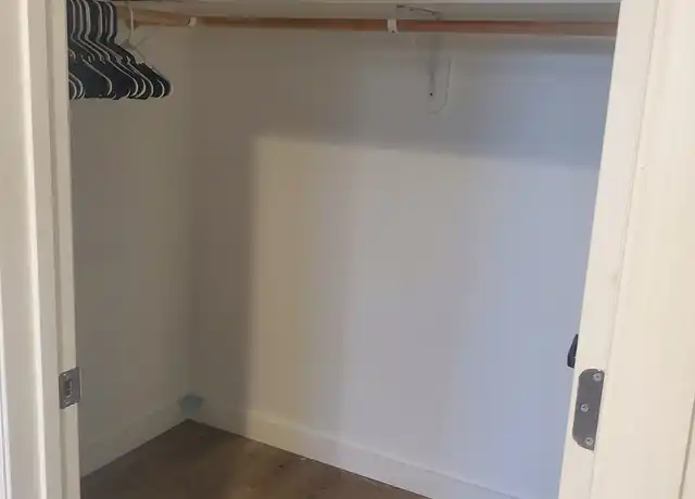 Property at 668 Snediker Ave Unit 3, Brooklyn, NY, 11207, 2 beds, 1 bath, [object Object]