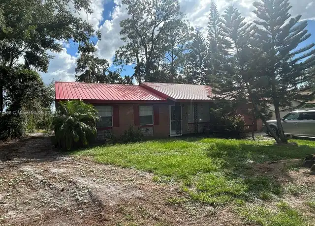 Property at 1606 Churchill St, Lake Placid, FL, 33852, 3 beds, 2 baths, [object Object]