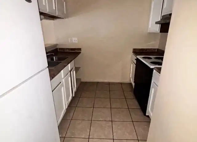 Property at 102 Marigny Cir Unit D, Duson, LA, 70529, 2 beds, 1 bath, [object Object]