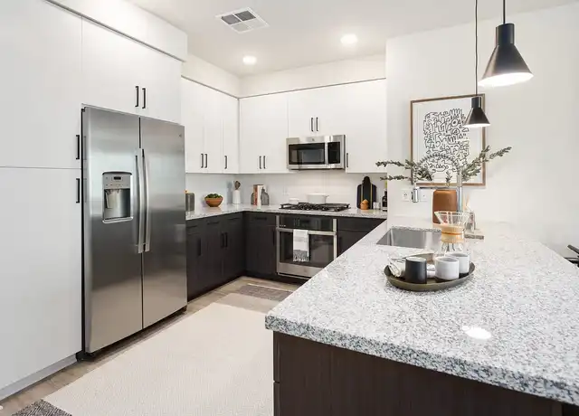 Property at Broadstone Portland - 320 E Portland St, Phoenix, AZ, 85004, 0-1 beds, 1 bath, [object Object]