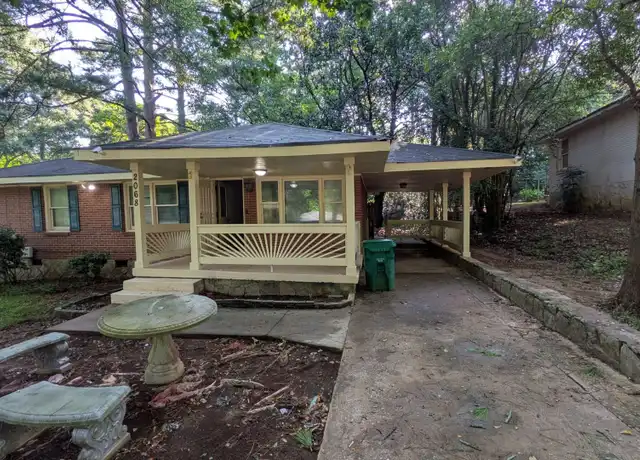 Property at 2068 E Lilac Ln, Decatur, GA, 30032, 3 beds, 1 bath, [object Object]