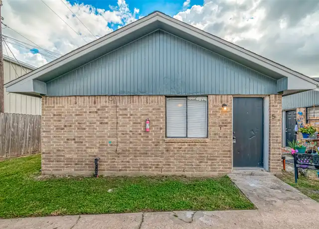 Property at 8814 Manus St #5, Houston, TX, 77093, 1 bed, 1 bath, [object Object]