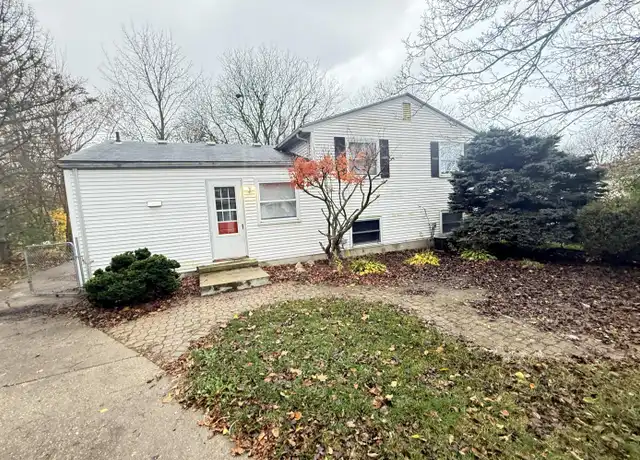 Property at 2591 Trailwood Dr, Troy, MI, 48083, 3 beds, 2.5 baths, [object Object]