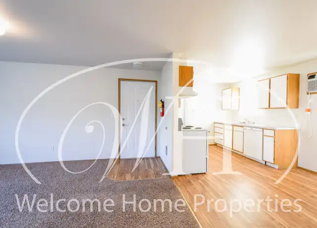 Property at 420 SE 6th St Unit 420 6th, College Place, WA, 99324, 2 beds, 1 bath, [object Object]