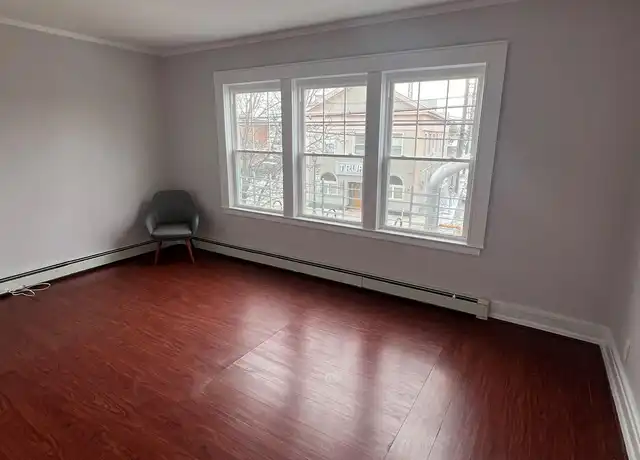 Property at 415 Rockaway Ave Unit 1, Valley Stream, NY, 11581, 3 beds, 1 bath, [object Object]