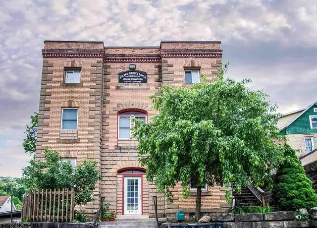 Property at 10 Pietro St Unit 1, Morgantown, WV, 26501, 3 beds, 1 bath, [object Object]