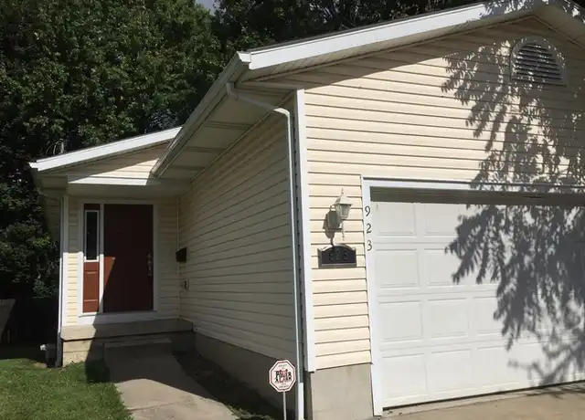 Property at 923 Reed Ave, Akron, OH, 44306, 3 beds, 1 bath, [object Object]