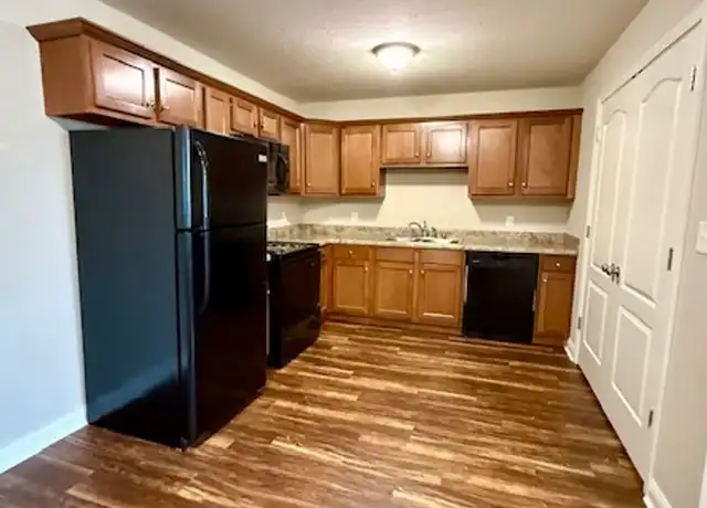 Property at 272 Audley Ave Unit B16, Bowling Green, KY, 42101, 1 bed, 1 bath, [object Object]