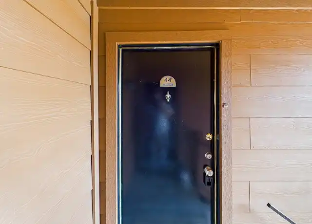 Property at 904 University Oaks Blvd #44, College Station, TX, 77840, 1 bed, 1 bath, [object Object]