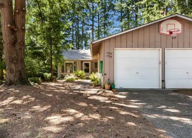 Property at 13334 SE Sherman St, Portland, OR, 97233, 2 beds, 1 bath, [object Object]