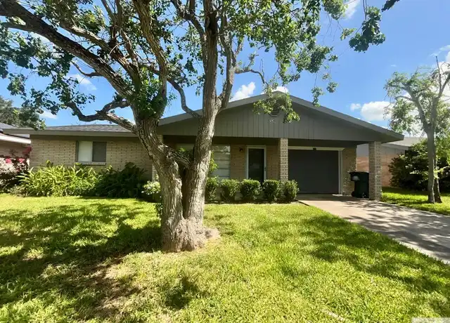 Property at 113 W Palmetto Dr Unit 10, Harlingen, TX, 78550, 2 beds, 2 baths, [object Object]