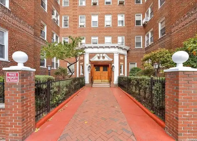 Property at 63109 Saunders St Unit C18, Rego Park, NY, 11374, 1 bed, 1 bath, [object Object]