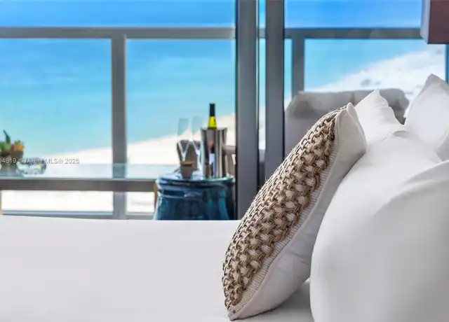 Property at 2201 Collins Ave Unit 1926/PH-, Miami Beach, FL, 33139, 0 beds, 1 bath, [object Object]