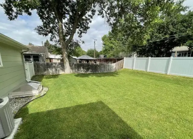 Property at 1419 Rimrock Rd, Billings, MT, 59102, 5 beds, 3 baths, [object Object]