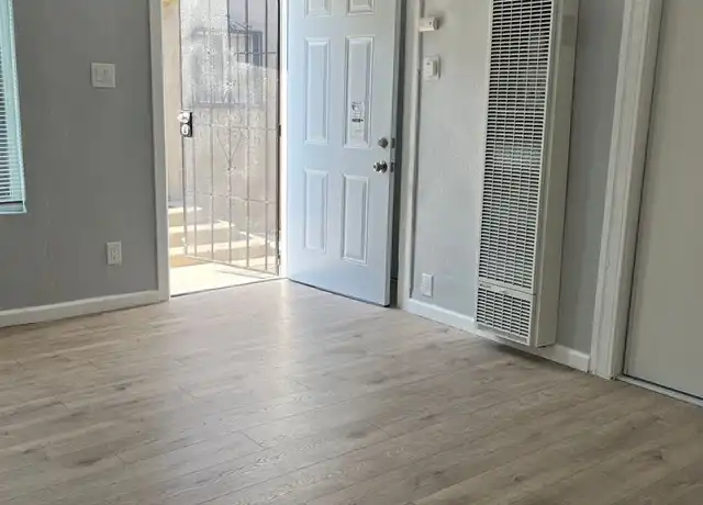 Property at 8013 S Hoover St Unit 8013-1/4, Los Angeles, CA, 90044, 1 bed, 1 bath, [object Object]
