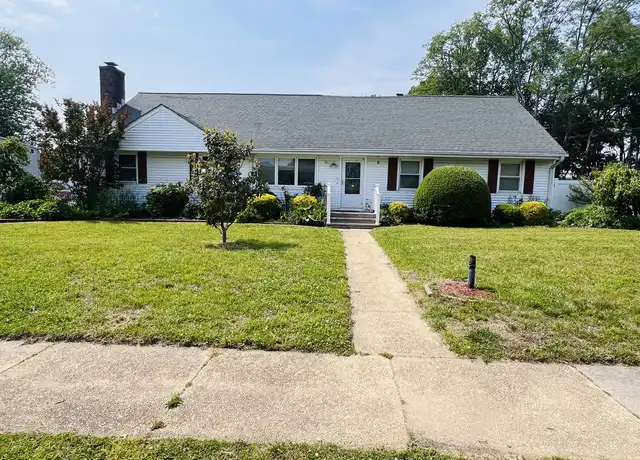Property at 9 Arbor Way, Ocean, NJ, 07712, 3 beds, 2.5 baths, [object Object]