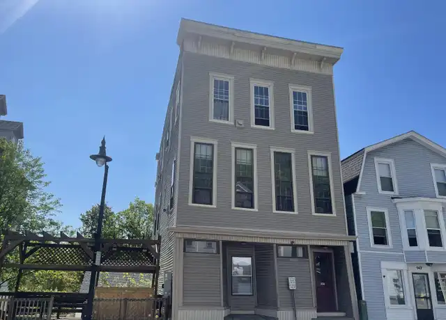 Property at 145 Main St Unit 7, Newmarket, NH, 03857, 1 bed, 1 bath, [object Object]