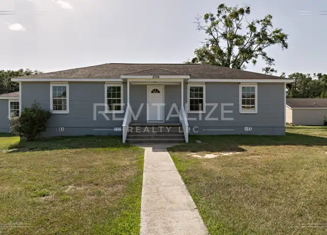 Property at 1058 W Woodlawn Dr, Mobile, AL, 36605, 4 beds, 2 baths, [object Object]