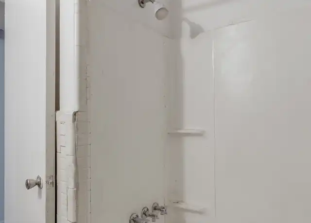 Property at 13930 Southfield Fwy Unit 7, Detroit, MI, 48223, 1 bed, 1 bath, [object Object]