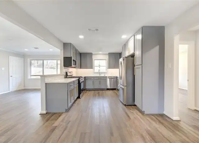 Property at 6026 Clarewood Dr, Houston, TX, 77081, 3 beds, 2 baths, [object Object]