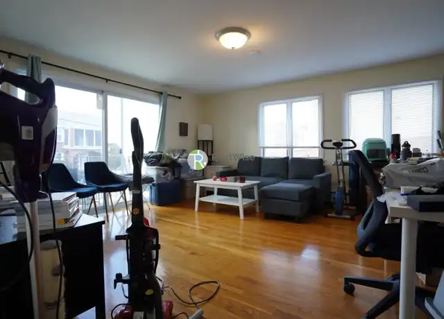 Property at 22 Snow St, Brighton, MA, 02135, 1 bed, 1 bath, [object Object]