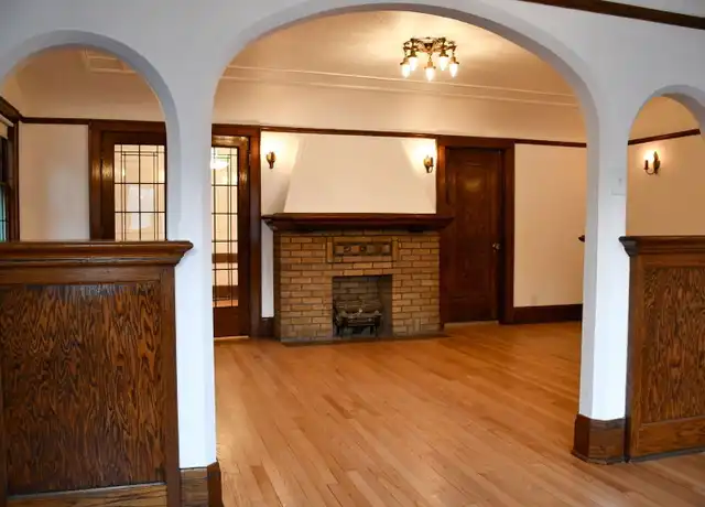 Property at 2147 N 48th St, Milwaukee, WI, 53208, 3 beds, 1 bath, [object Object]
