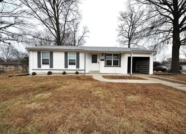 Property at 1026 Central Pkwy, O Fallon, MO, 63366, 3 beds, 1 bath, [object Object]