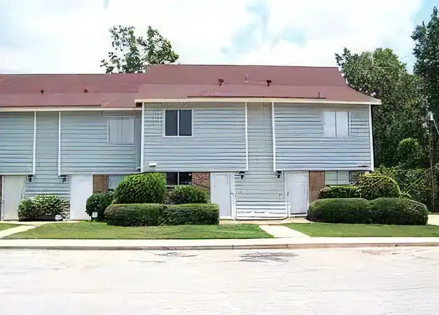 Property at 6527 Old Shell Rd #31, Mobile, AL, 36608, 2 beds, 1.5 baths, [object Object]