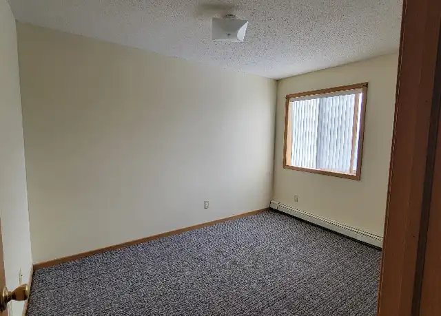Property at 1051 13th St N, Benson, MN, 56215, 3 beds, 1.5 baths, [object Object]
