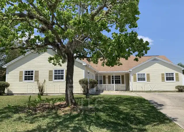 Property at 174 Coral Reef Ct N Unit 1, Palm Coast, FL, 32137, 3 beds, 2 baths, [object Object]