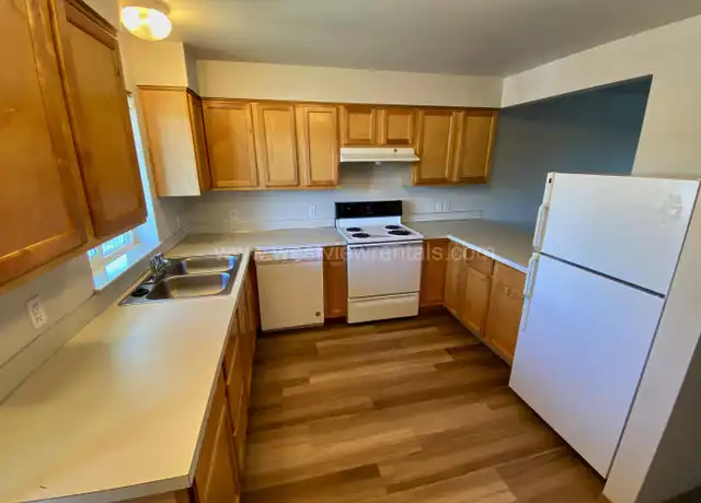 Property at 139 Prince Ave Unit 202, Bellingham, WA, 98226, 2 beds, 1.5 baths, [object Object]